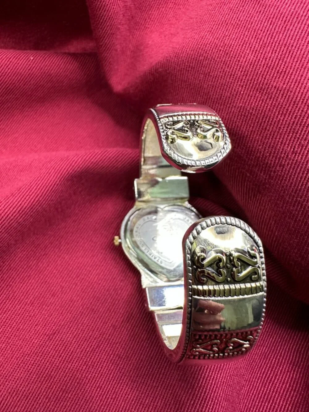 Geneva Elite Hinged Quartz Watch.  New Battery